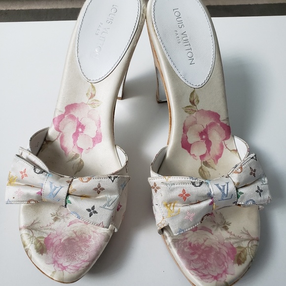 Louis Vuitton heels - Picture 3 of 4